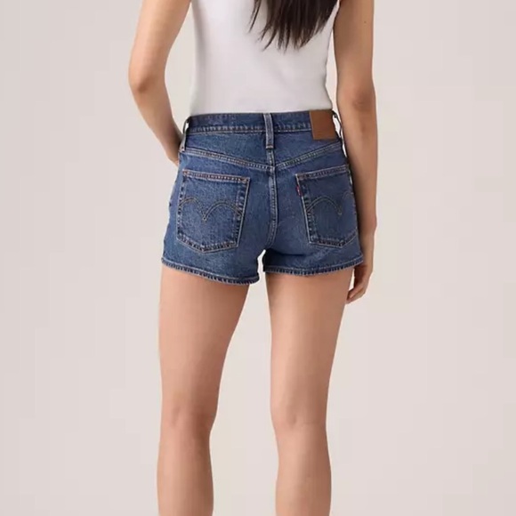 Levi’s Classic Blue Denim Women's Shorts - Picture 3 of 8